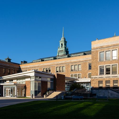 Simmons Universiteti